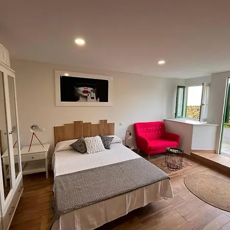 Estudio Bolingas Apartment Comillas